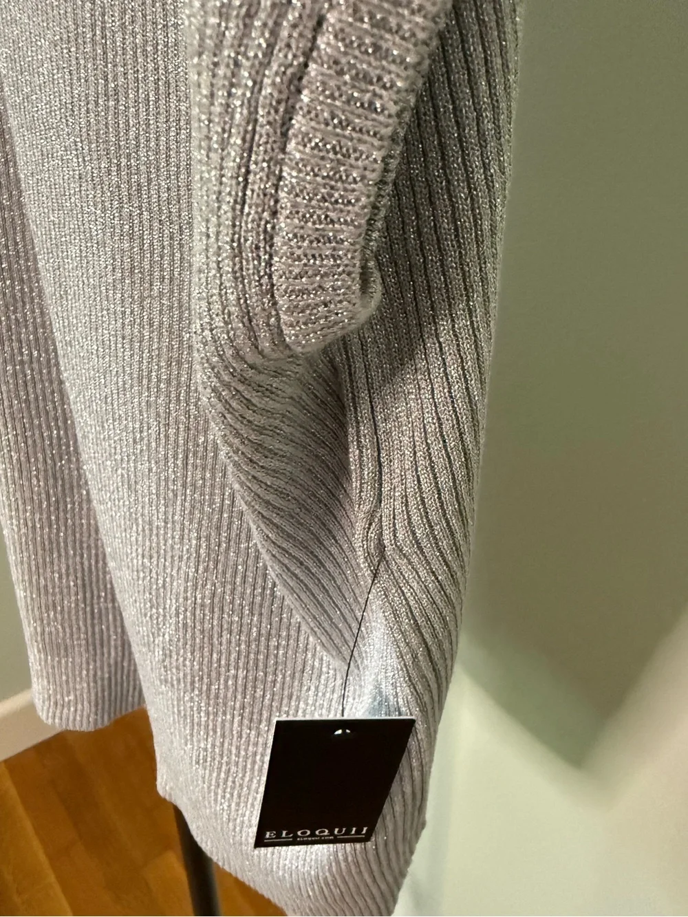 Eloquii Silver Ribbed Mock-Neck Shell - Picture 5 of 7